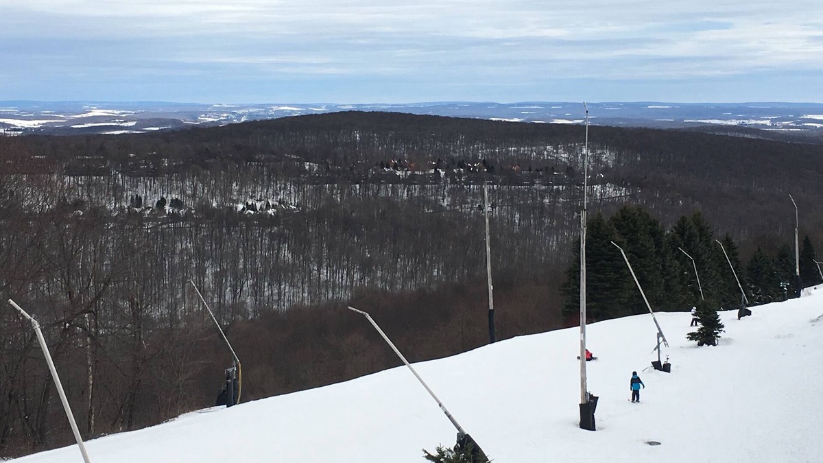 Seven Springs Condo | Ski-In/Ski-Out to Boomerang Trail,Corkscrew,Avalanche, Goosebumps at 7 Springs