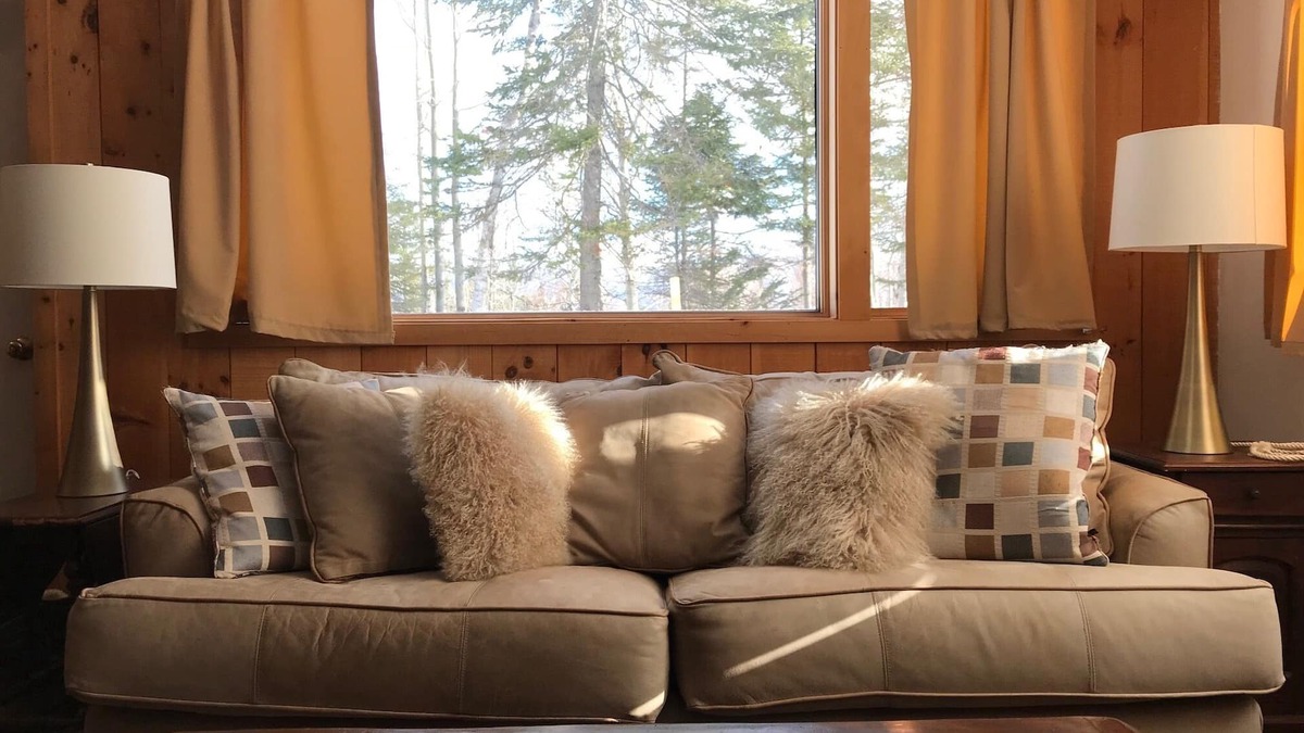 Carrabassett Valley Condo | Ski in/Ski out condo. Great location w/lift and trail outside your door!