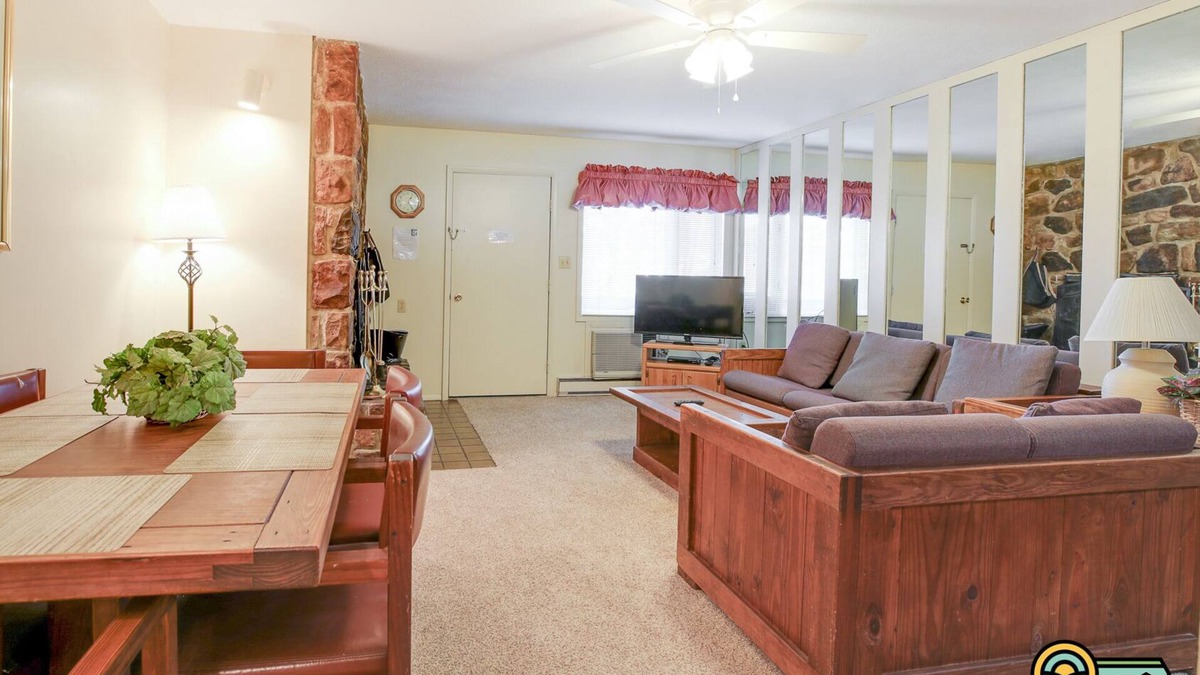 Mount Jackson Condo | Ski/MTB/Golf Condo (#117) - Slope side | Ski slope & Resort views | Walk-in access!