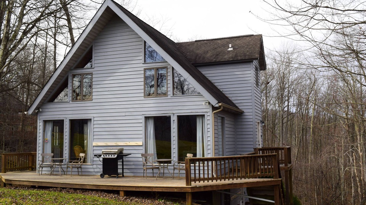 Ghent House | Ski Right Inn - Family Space-Slopeside-Winterplace