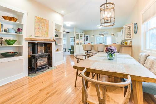 Charlevoix House | Ski, Shop, Explore Hidden Gem Near Lake Michigan!