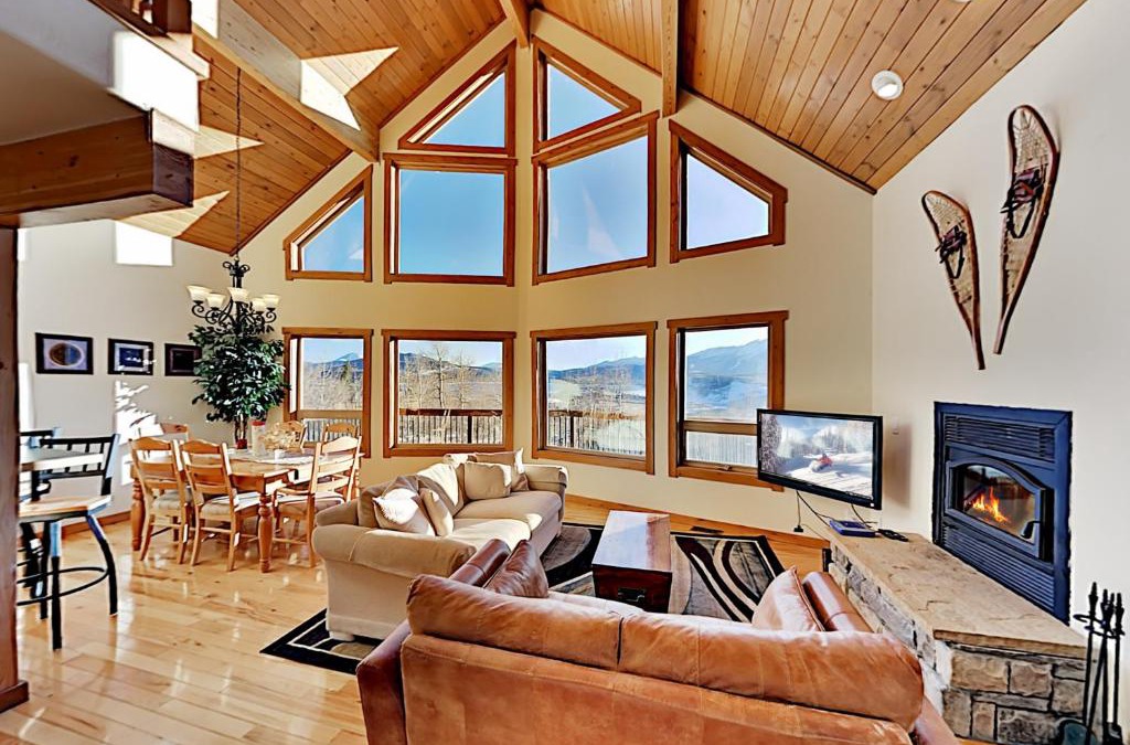 Ptarmigan Mountain House | Ski Your Heart Out