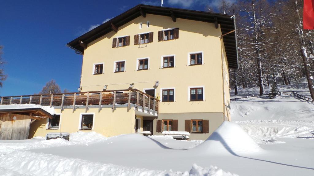 Landeck House | Skihütte Zams