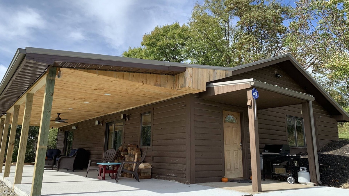 Freeport House | Skull Fork Creek Cottage and Hunting Lodge