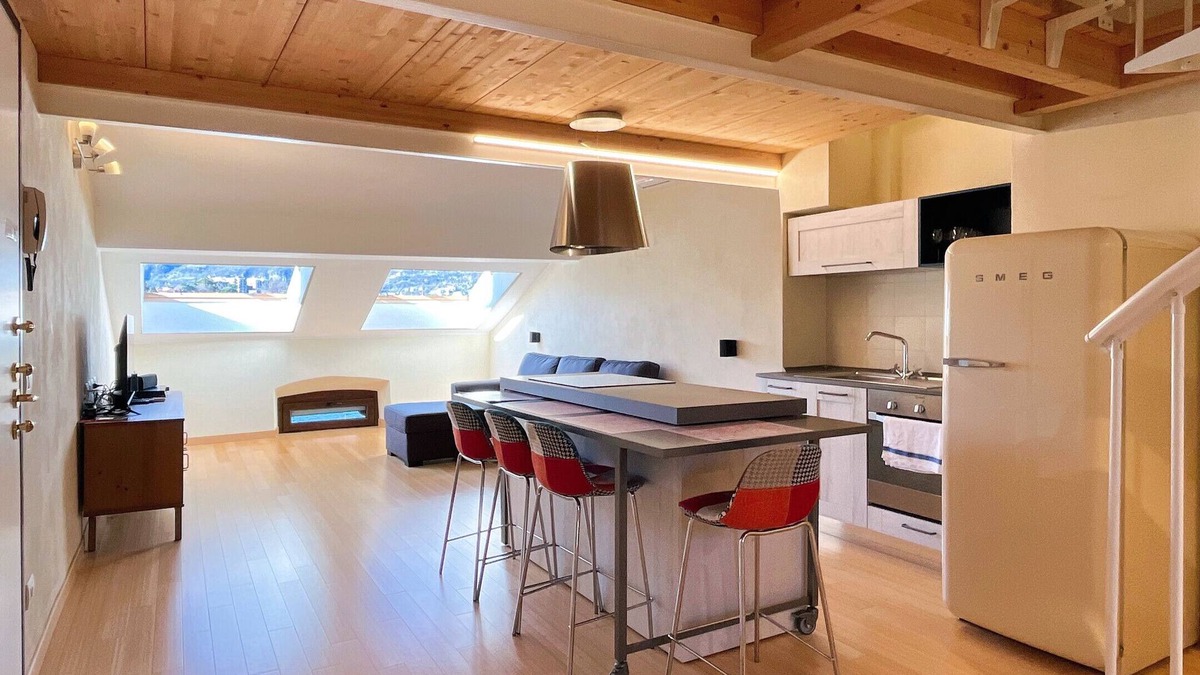Lecco Apartment | Sky Apartment - Affitti Brevi Italia