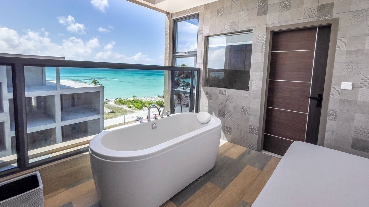Dhiffushi House | Sky Beach Maldives Hotel