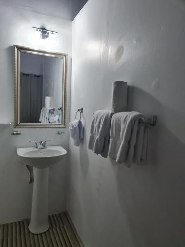 Hopewell Apartment | Sky Beach Rooms