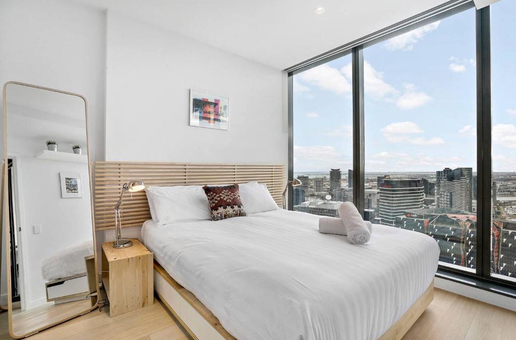 Melbourne Central Business District Apartment | Sky High CBD Living with Resort style Amenities