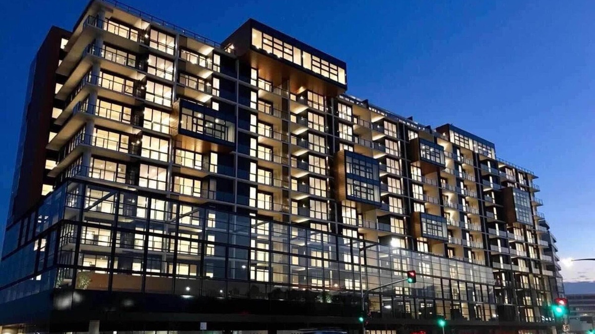 Doncaster House | SKY IN Self Service Apartment - Doncaster