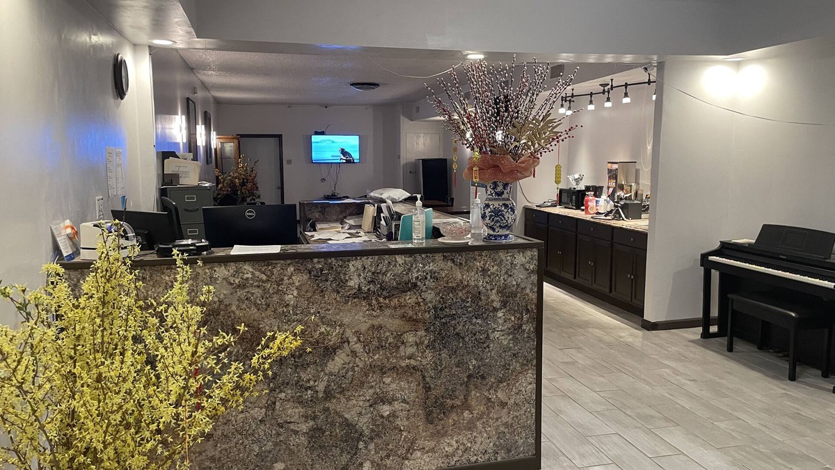Rockdale Hotel | Sky Inn
