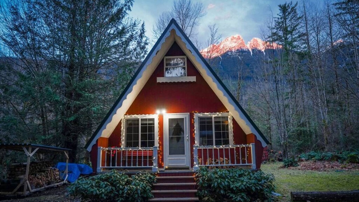 Baring Ski Chalet | Sky Valley A-Frame near Stevens Pass, U.S. 2
