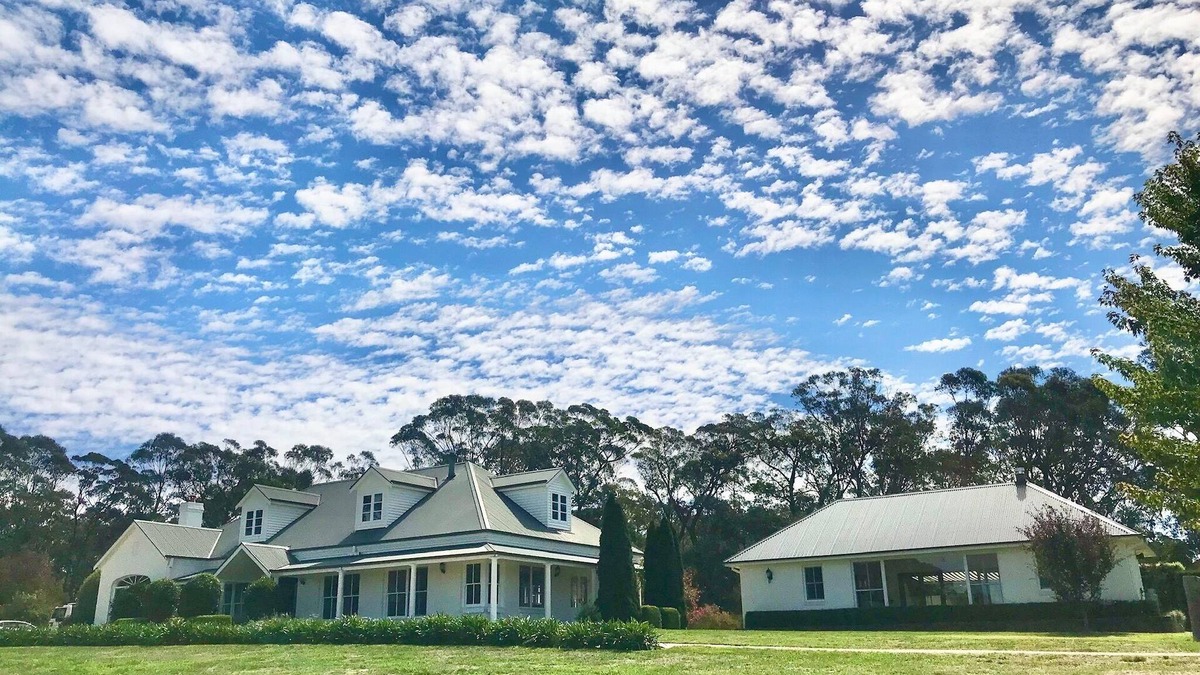 Exeter House | Skyfall - Country estate, a family and entertaining paradise.