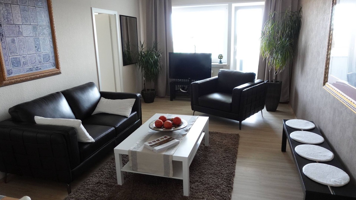 Bad Homburg v.d. Hoehe Condo | Skyline view and in 20 minutes in FFM, at the trade fair or on the Feldberg!