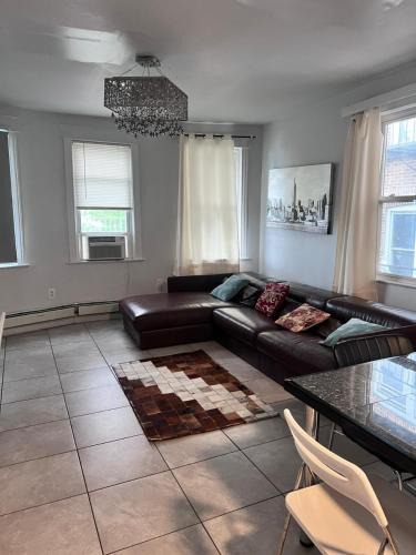 West New York Apartment | Skyline 3BR 20 MIN to T Square #2