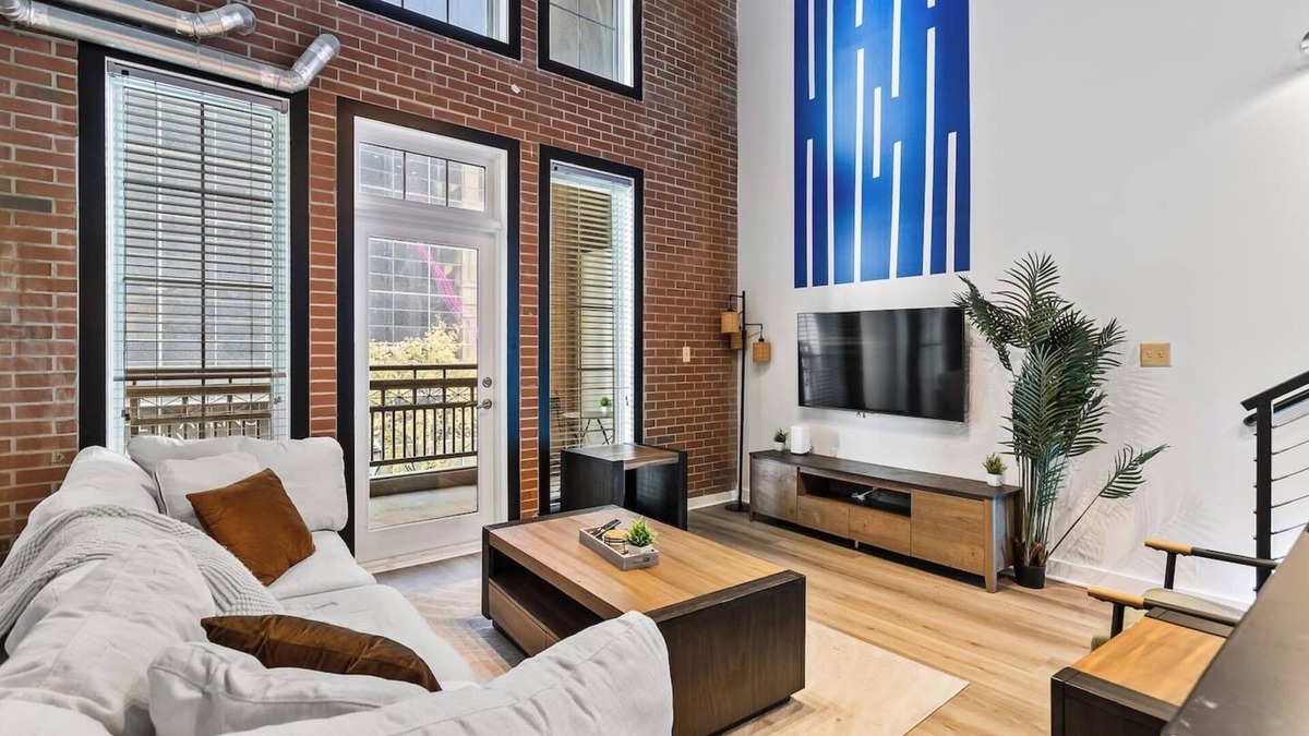 Atlantic Station Area Apartment | Skyline Balcony | 2BR Loft Midtown ATL