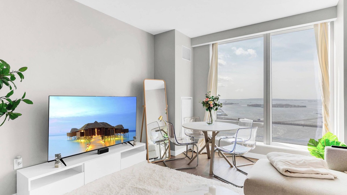 Chinatown House | Skyline Oasis: 3M Dollars Penthouse with Iconic Views