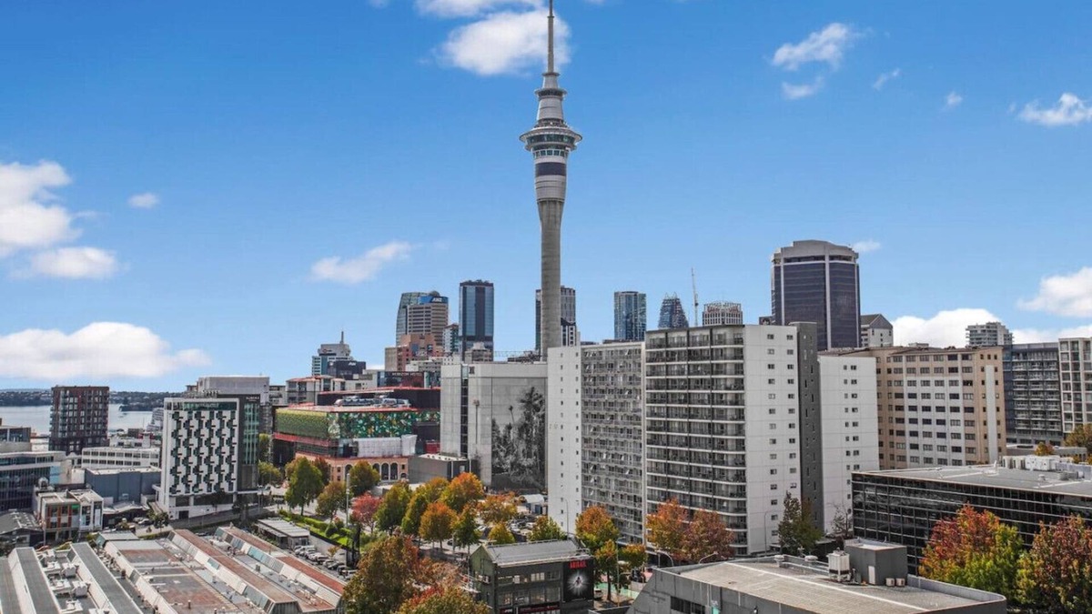 Auckland Central Business District Apartment | Skyline Serenade Apt with SkyCity View and Parking