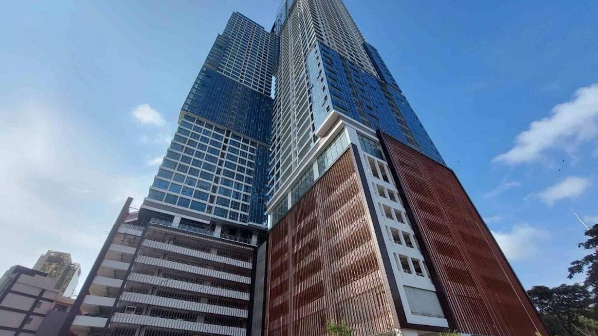 Colombo 02 Apartment | Skyline Serenity: Your luxury stay in Colombo
