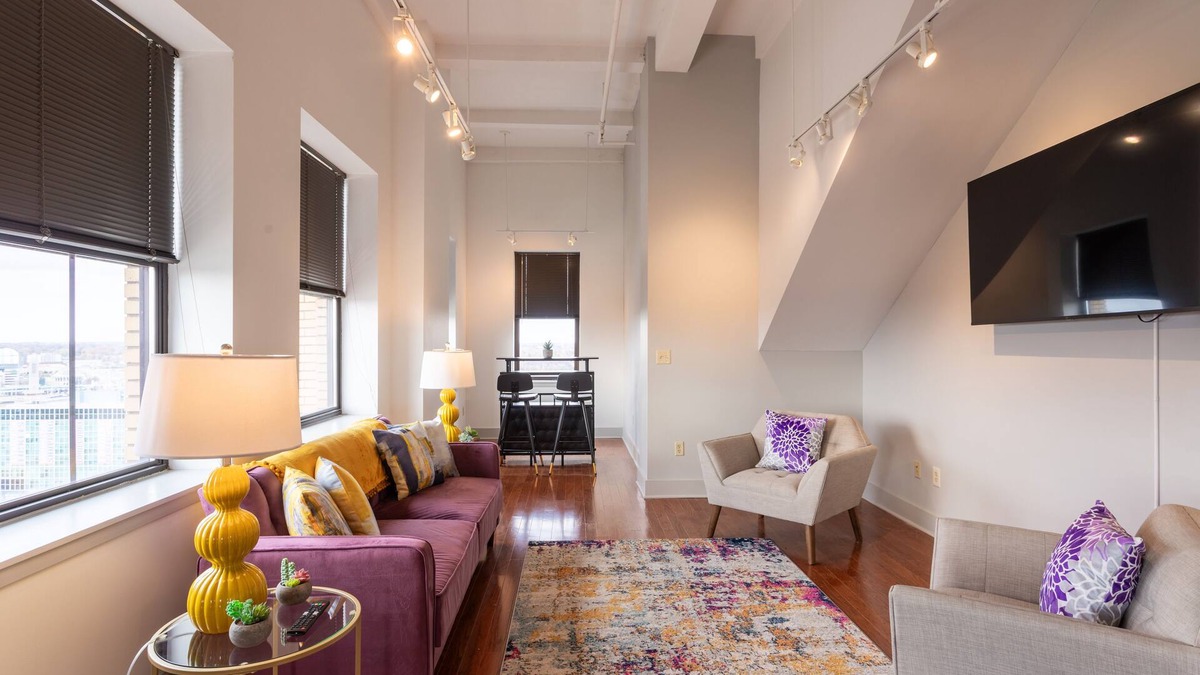 Niagara Falls Condo | Skyline Square