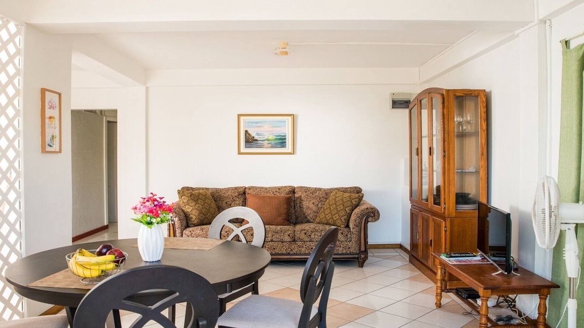 Gate Park Apartment | Skylite- Cozy Private Apartment, In A Secure Setting, Near Golf, Town and Beach
