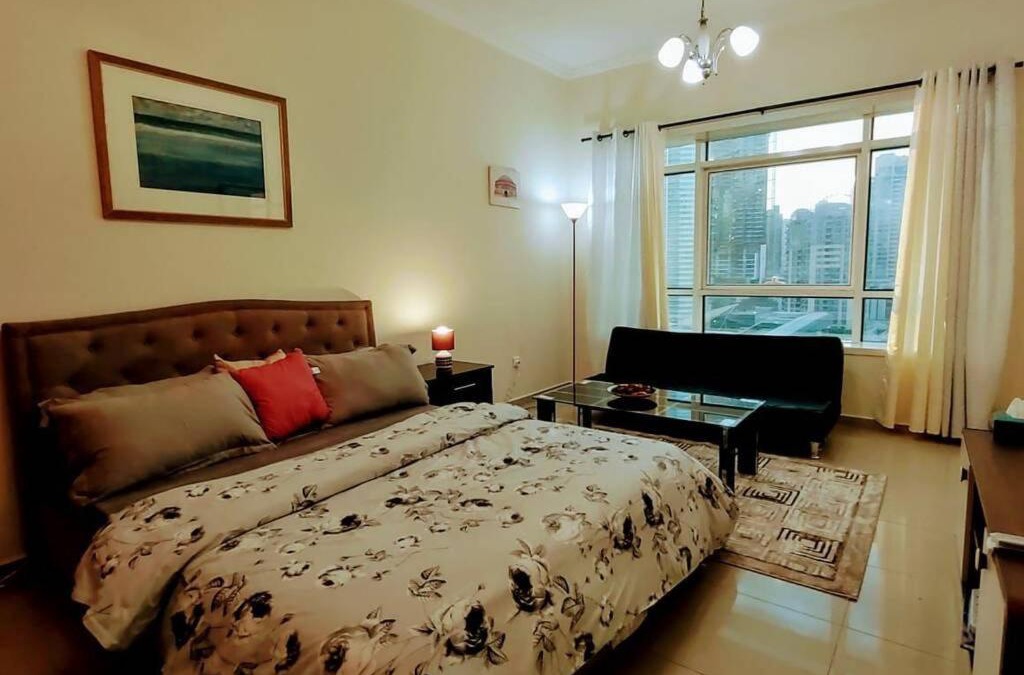 Jumeirah Lake Towers Apartment | skynest homes studio in JLT