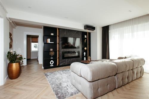 Iasi Apartment | SkyView Apartment Unic, Select, Ultimul Etaj, Confort Premium în Royal Town Copou