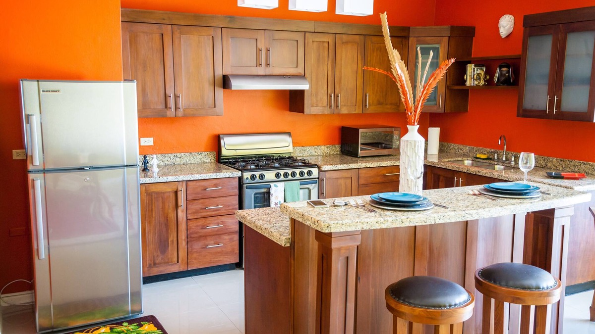 Jack's Hill Apartment | Skyview Manor Guest Apartments
