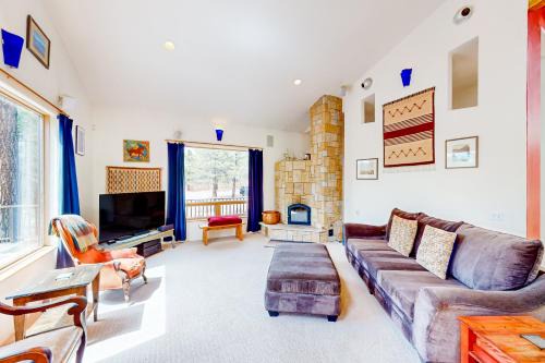 Flagstaff House | Skywater Meadow