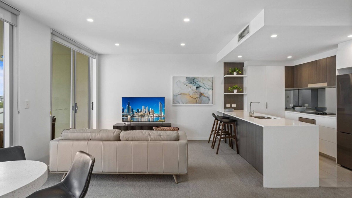 New Farm Apartment | Sleek 2-Bed with Balcony and Communal BBQ Area