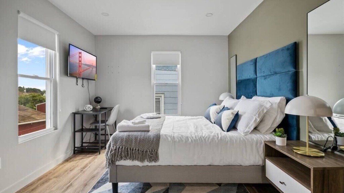 Middletown Apartment | Sleek and Stylish Apartment in Vibrant Middletown