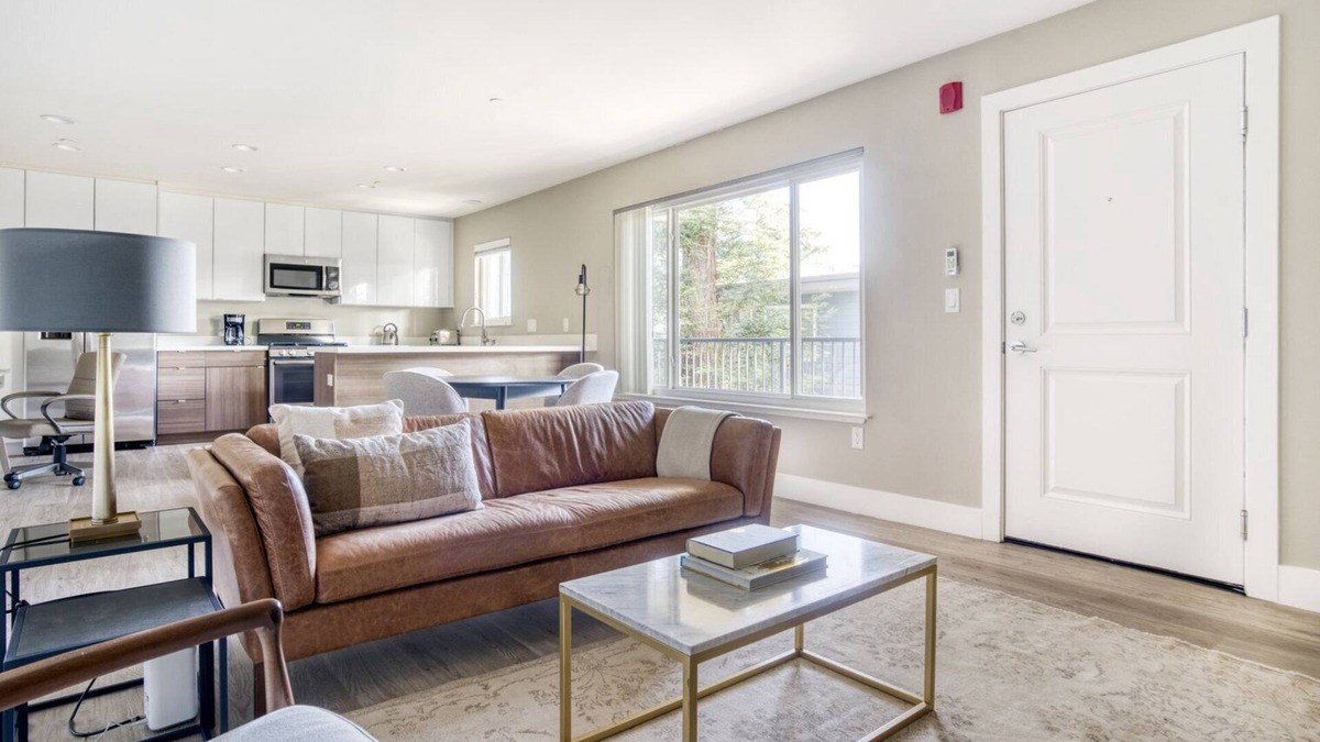 Campbell Apartment | Sleek Campbell 2BR w/Pool, Gym & Spa, walk to WF & TJ, by Blueground