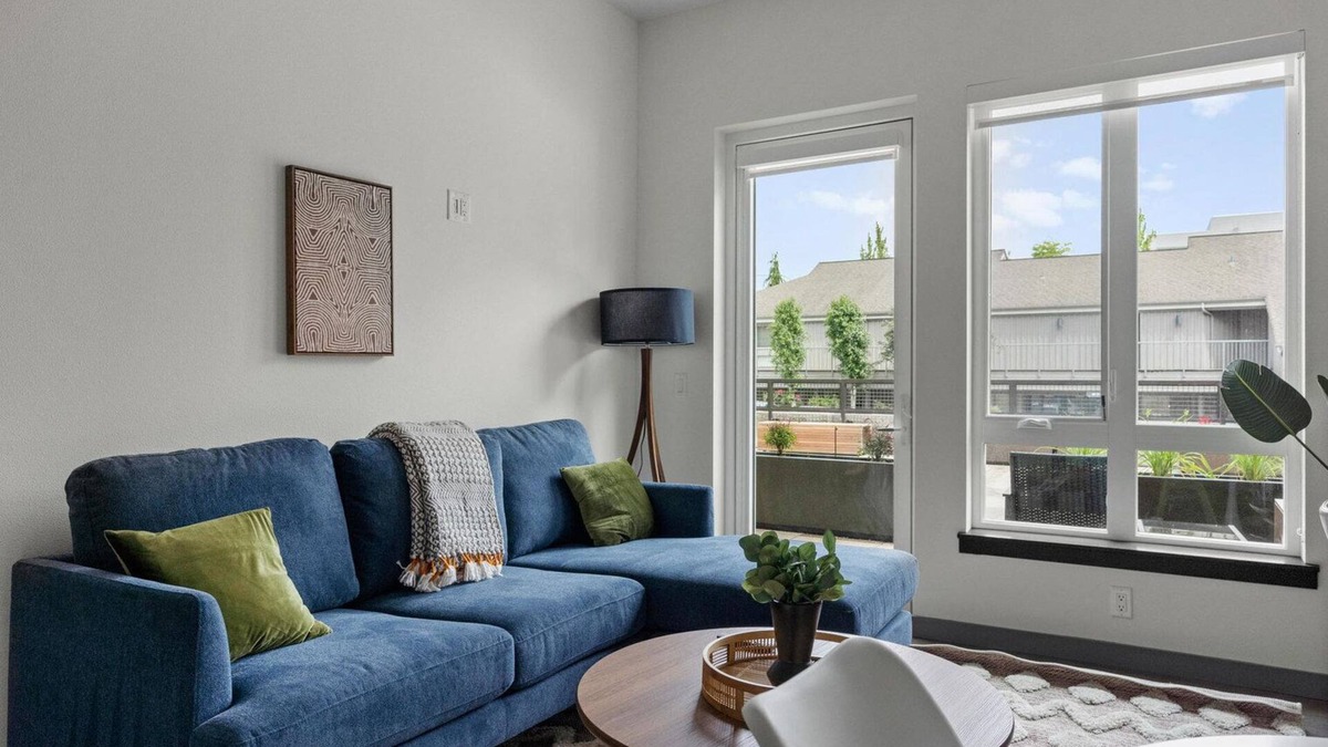 Totem Lake Apartment | Sleek Kirkland 1BR w/W/D, nr Groceries & Shopping, by Blueground