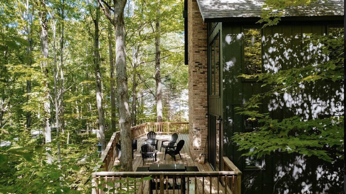 Bellaire Ski Chalet | Sleep 12 @ Bellaire Chalet in Schuss Village @ Shanty Creek Resort
