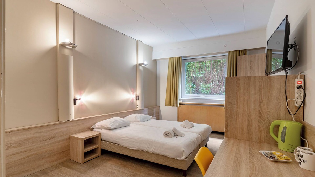 St. Genesius-Rode Apartment | Sleep & Go Brussels South - Budget Studio Twin