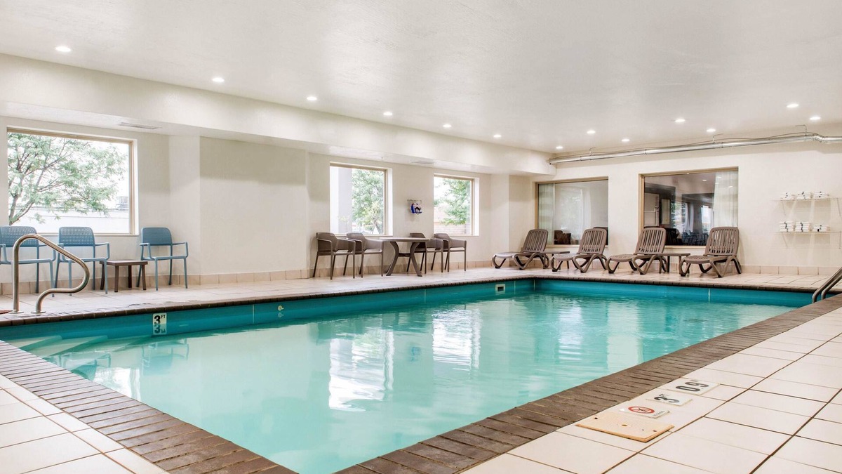 Columbus Hotel | Sleep Inn & Suites Columbus South