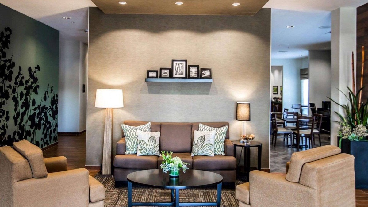 Garden City Hotel | Sleep Inn & Suites & Conference Center