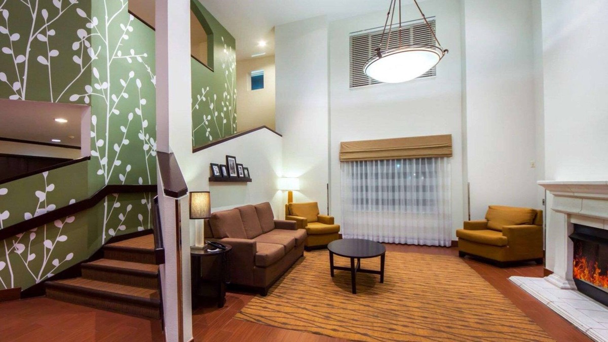 Edmond Hotel | Sleep Inn & Suites Edmond near University