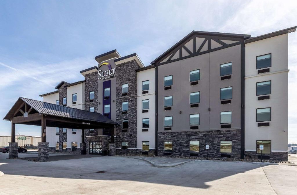 Mount Hope Hotel | Sleep Inn & Suites Mt Hope near Auction & Event Center
