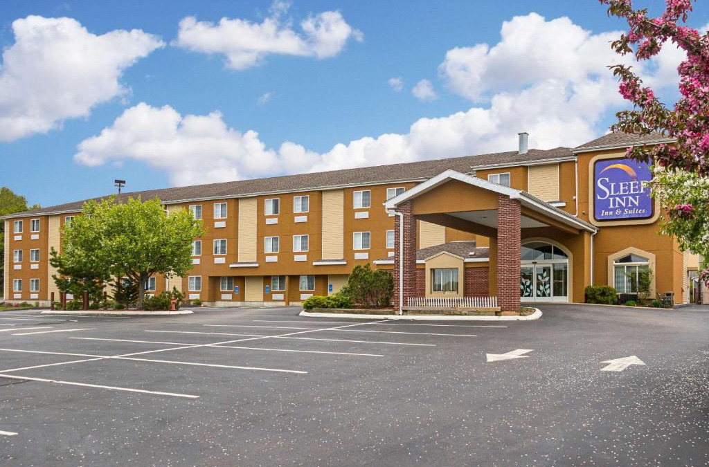 Niantic Hotel | Sleep Inn & Suites Niantic North