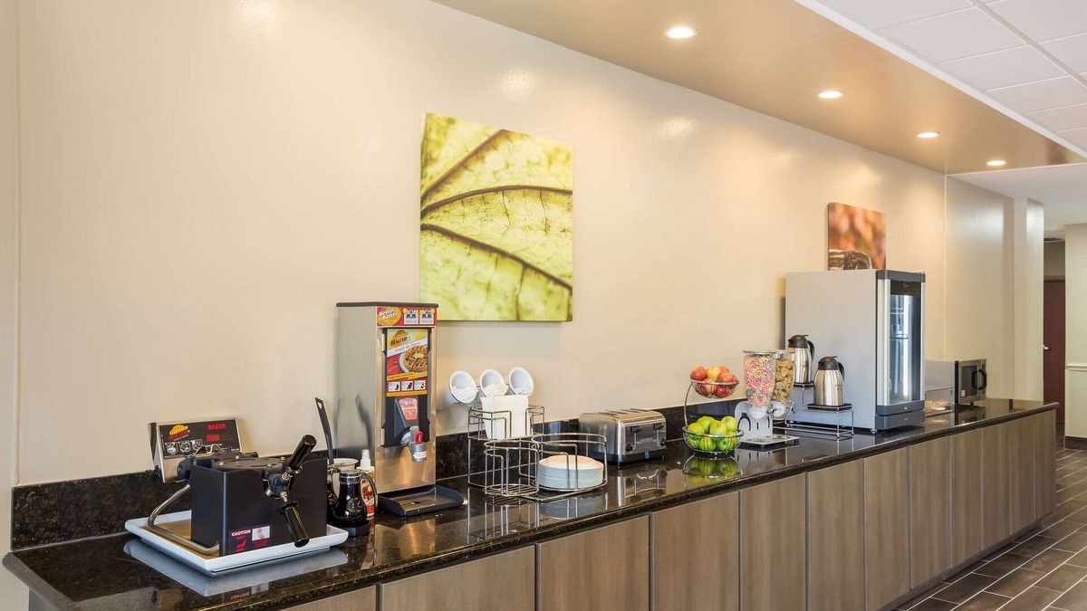 Saraland Hotel | Sleep Inn & Suites North Mobile Saraland