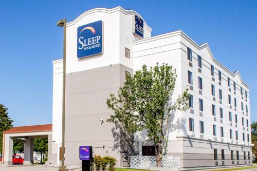 Metairie Hotel | Sleep Inn & Suites
