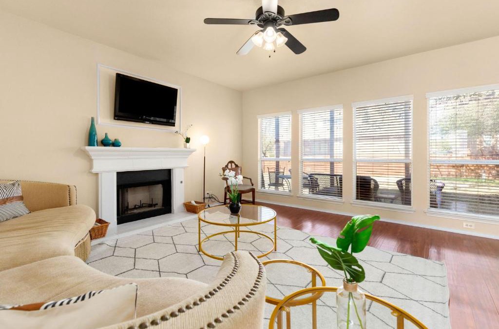 Scenic Oaks House | Sleep on the Cloud - 5 Bedrooms - Corner Lot