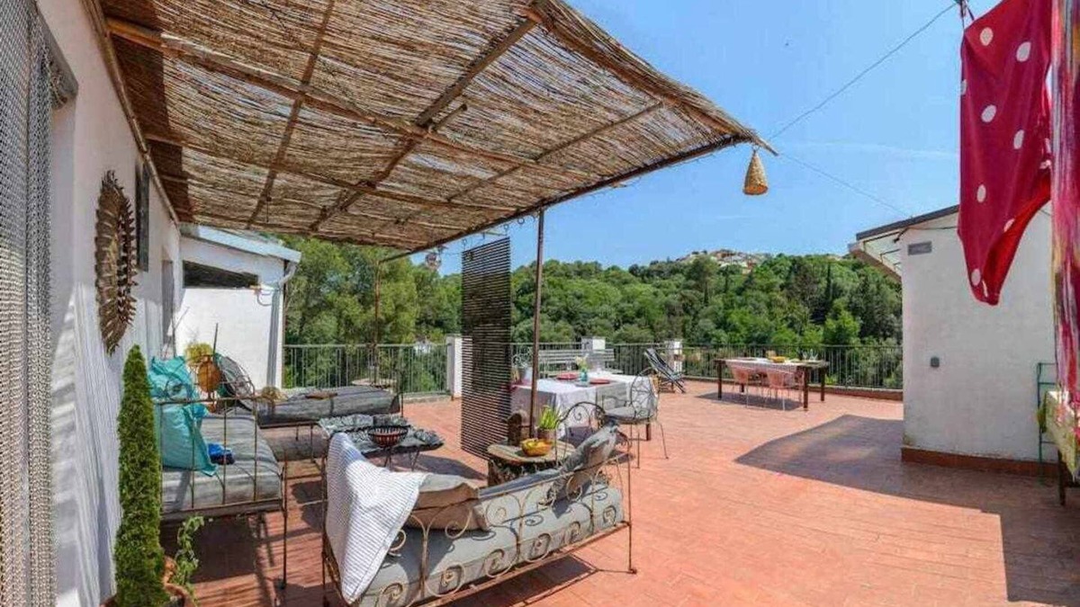 Girona Apartment | Sleep & Stay Terrace Loft in Sant Daniel