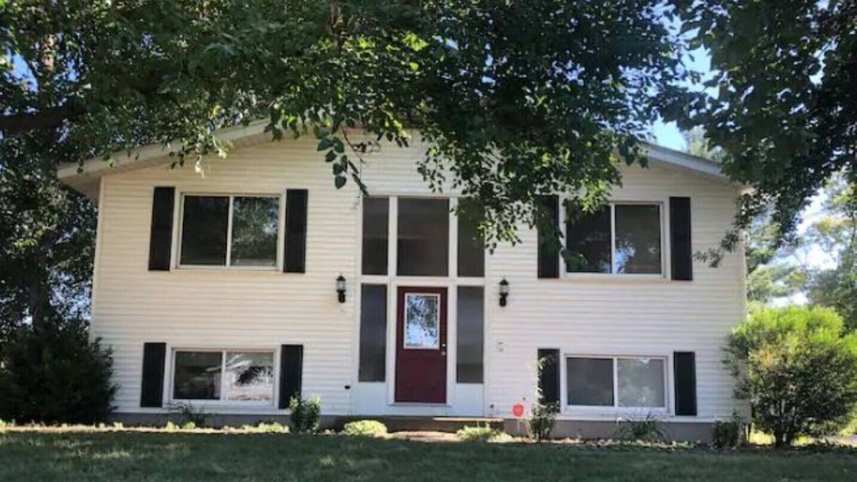 Kentwood Apartment | Sleeping Bear Kentwood (upper unit)