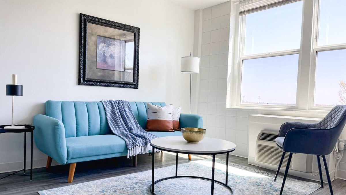 Corryville Apartment | Sleepover: Elegant 1BD/1BA + Gym - Downtown Cincinnati