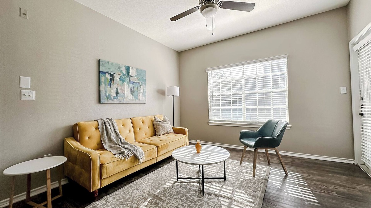 South Side Apartment | Sleepover Splendid 1BD/1BA + Gym Corpus Christi