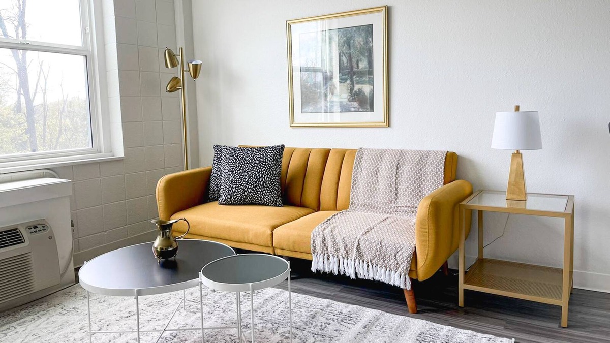 Corryville Apartment | Sleepover: Stunning 1BD/1BA + Gym - Downtown Cincinnati
