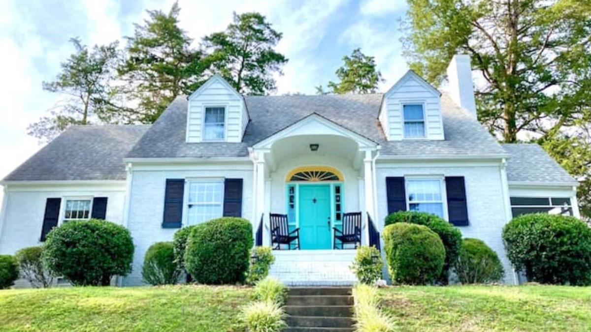 Clarksville House | Sleeps 11 on Water by BoatRamp w/LakeToys+GameRoom