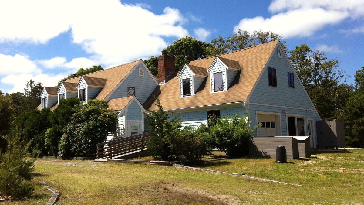 North Eastham House | SLEEPS 12! Kettle POND or First Encounter Bay Beach - Huge Family Home AC/WiFi