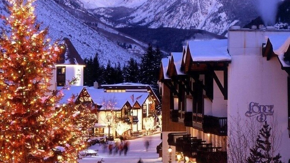 Vail Ski Chalet | Sleeps 12! Ski-In/Ski-Out Chalet + Views